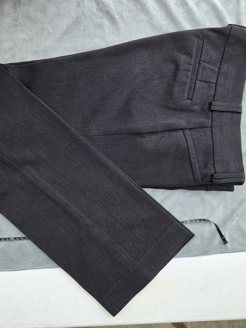 Banana Republic Sloan Fit Stretch Sz. 10 Straight Leg Pants in Charcoal Gray - Picture 5 of 8